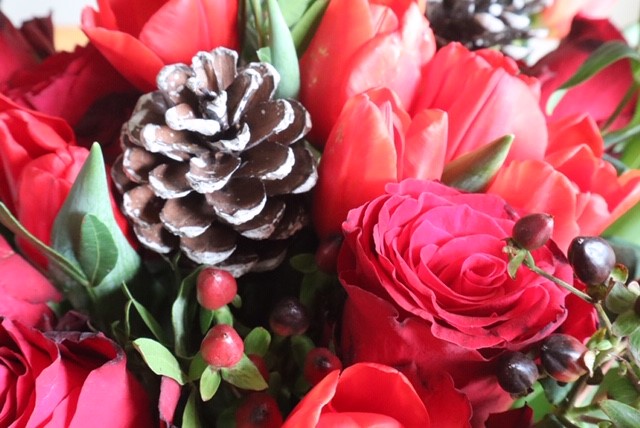 /media/1097/xmas-flowers-2.jpg